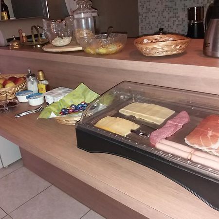 De Aventurijn Bed & Breakfast Riemst Ngoại thất bức ảnh